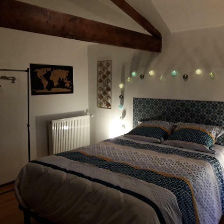 Chambre Sergeanne Doulezon Bagian luar foto