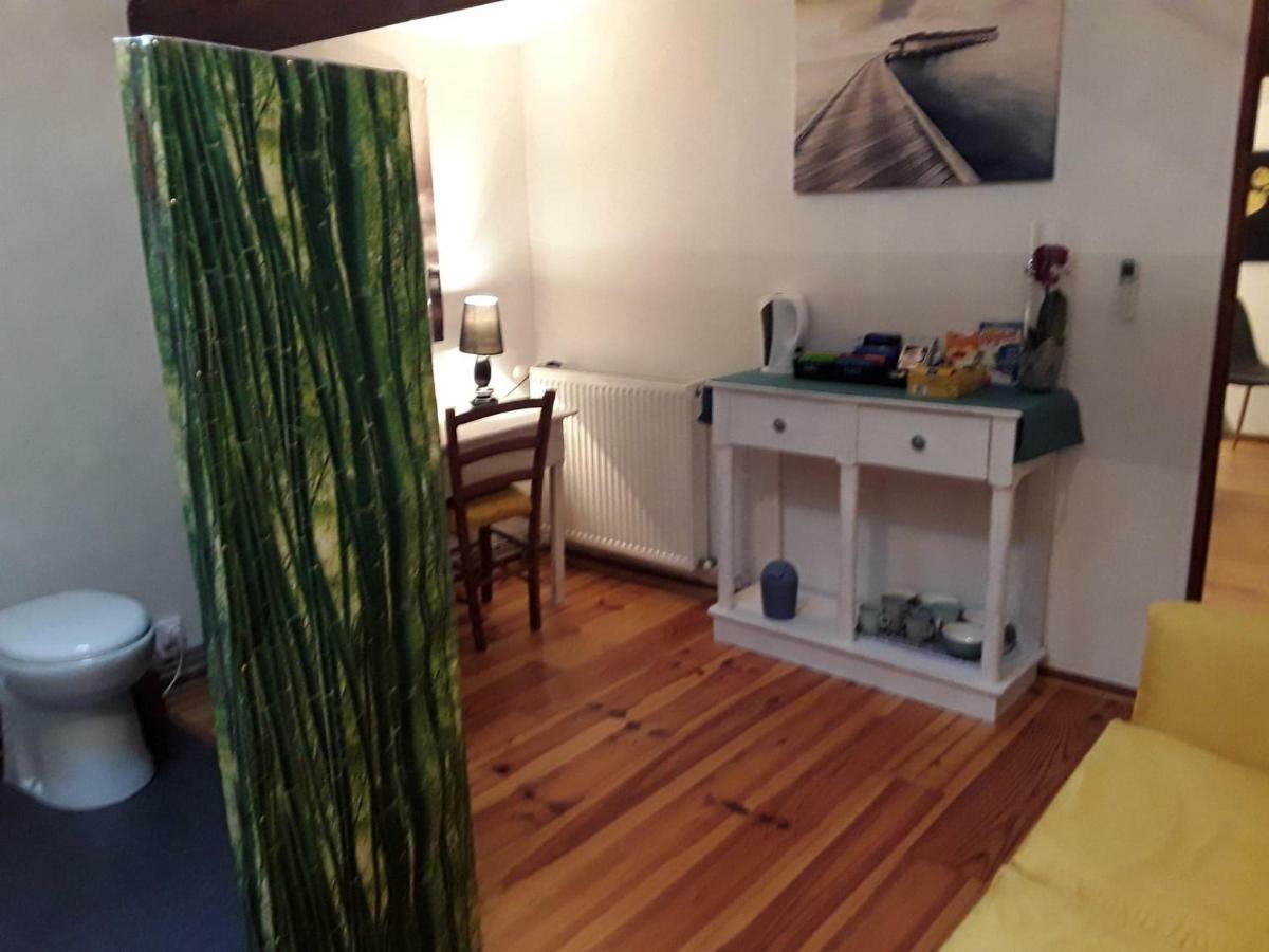 Chambre Sergeanne Doulezon Bagian luar foto